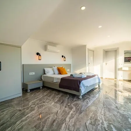 For 10 People With Sea View In Kalkan Center Villa Kaş