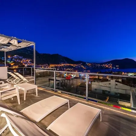 Βίλα For 10 People With Sea View In Kalkan Center Κας