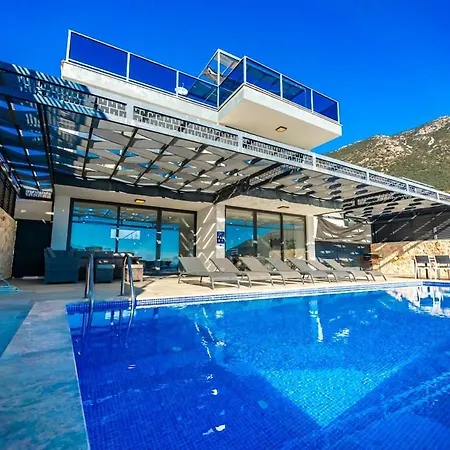 Villa For 10 People With Sea View In Kalkan Center *