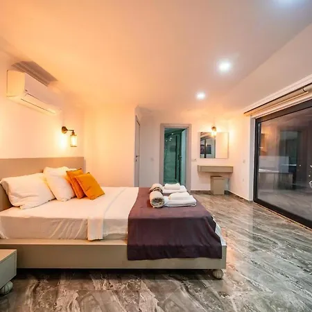 For 10 People With Sea View In Kalkan Center Βίλα *
